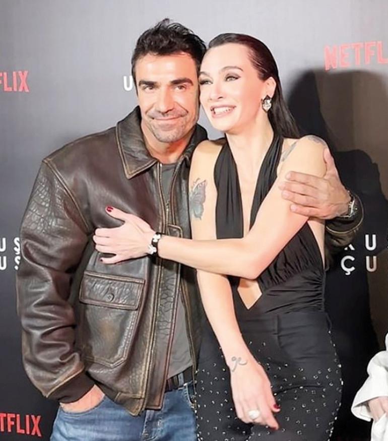 Oyuncu İlişkileri ve İş Birliği: Birce Akalay ve İbrahim Çelikkol'un Son Haberleri 2 Oyuncu İlişkileri ve İş Birliği: Birce Akalay ve İbrahim Çelikkol'un Son Haberleri