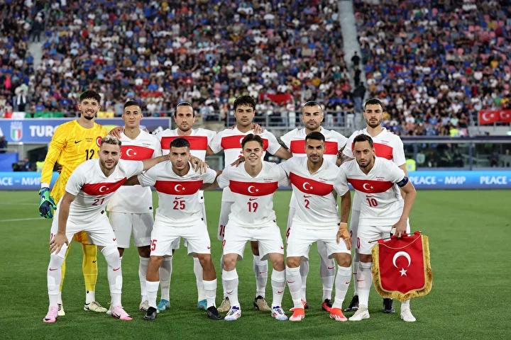 Ozan Kabak, Uzun Bir Aradan Sonra Sahalara Dönüşünü Kutladı