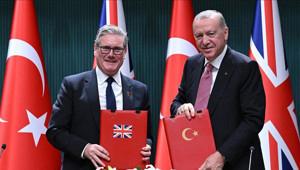 Pakistan'da Gökyüzünde Nadir Gözlemler: Ateş Gökkuşağı Görüntüsü