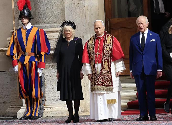 Papa ile İngiltere Kralı 3. Charles'ın Tarihi Vatikan Zirvesi