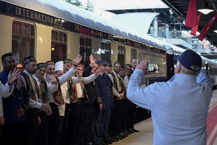 Paris'ten İstanbul'a Nostaljik Tren Yolculuğu Deneyimi