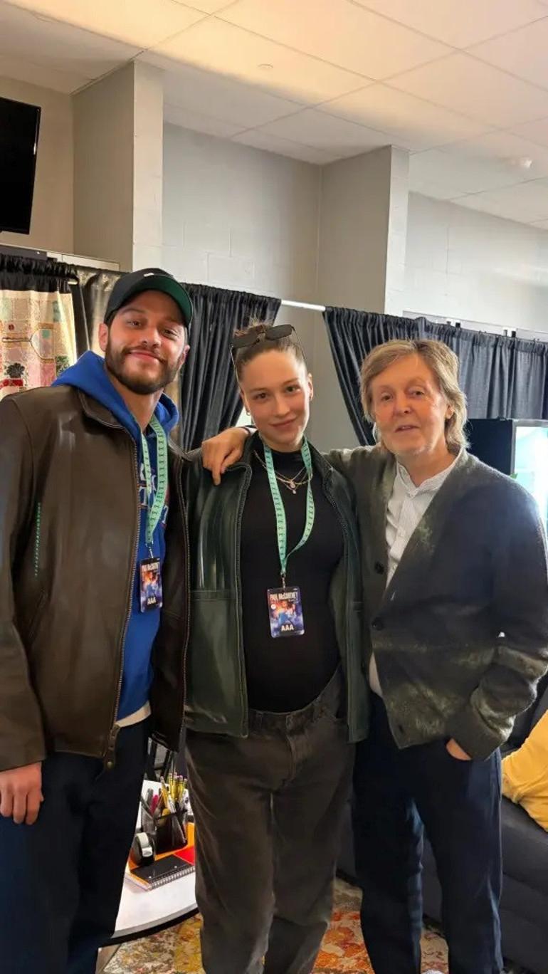Pete Davidson’ın Aşk ve Aile Yolculuğu: Yeni Düğüm ve Büyüleyici Anlar
