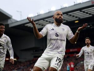 Premier Lig’de Derbi Gonşleri: Liverpool 1-2 Manchester United Müsabakasının Detayları