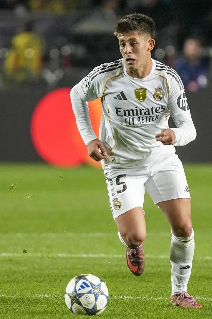 Real Madrid'in UEFA Şampiyonlar Ligi Zaferi ve Arda Güler'e Övgüler