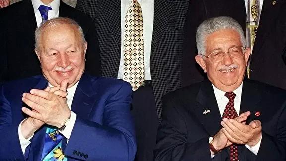 Siyasi Kariyeri ve Partilerdeki Yeri