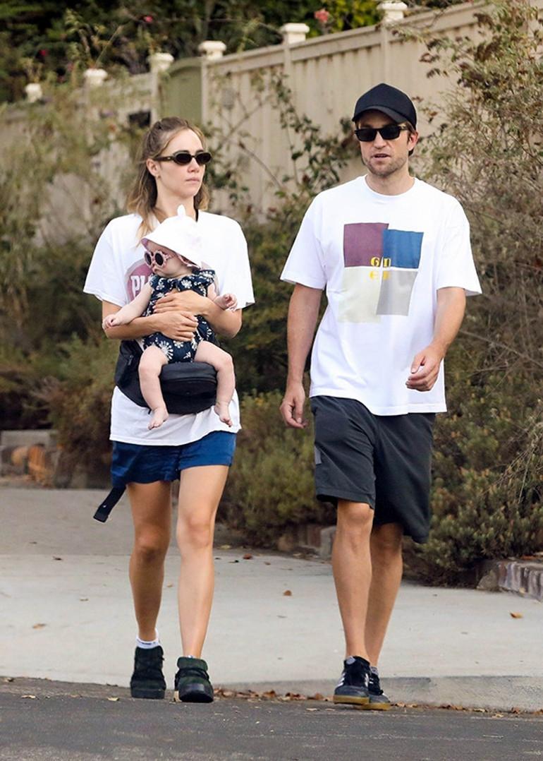 Robert Pattinson ve Suki Waterhouse Efsanevi Aşk Hikayeleriyle Göz Kamaştırıyor