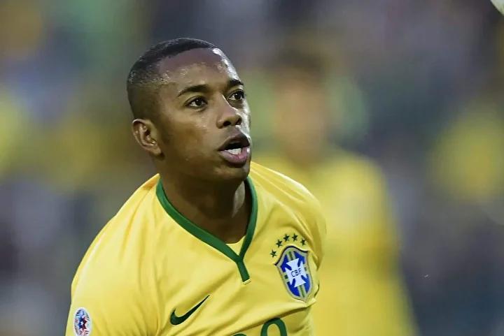 Robinho'nin Cezaevi Günleri ve Güncel Durumu 4 Robinho'nin Cezaevi Günleri ve Güncel Durumu