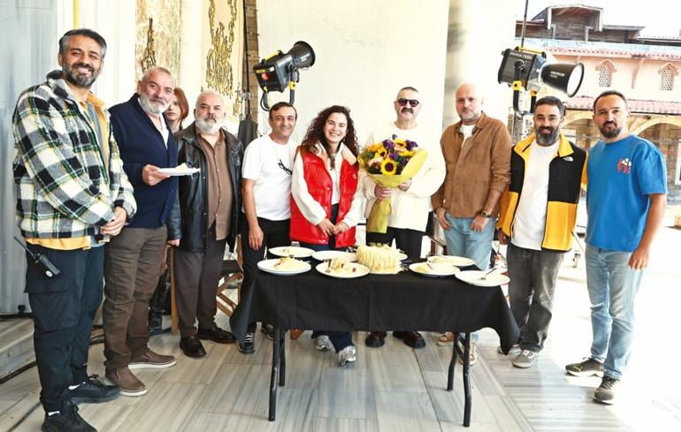 Şafak Sezer’in Yeni Komedi Filmi ‘Ketenpere Dalavere’ Çekimleri Sürüyor