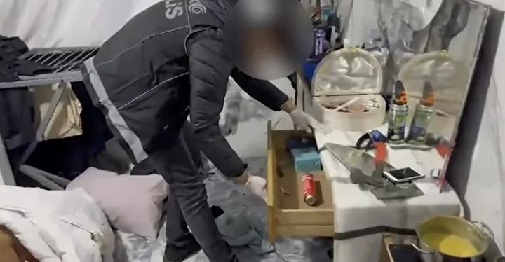 Sakarya'da Uyuşturucu ve Silah Operasyonu Geniş Katılımlı Ekip Hareketiyle Gerçekleştirildi