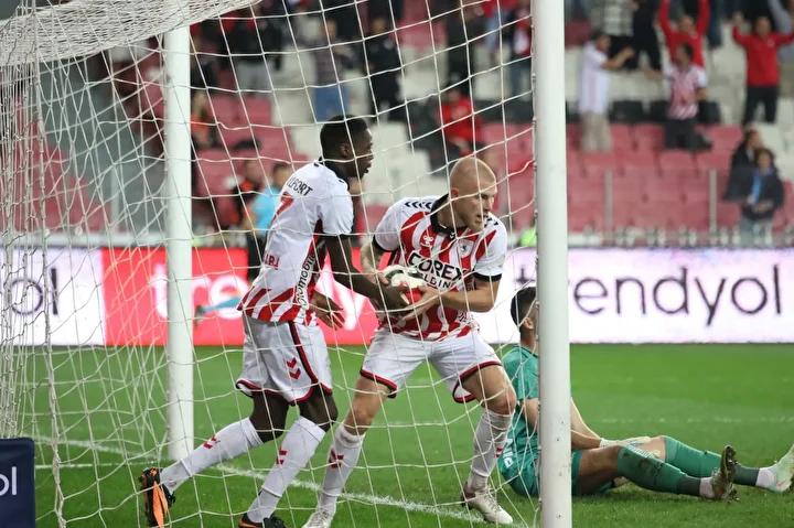Samsunspor, UEFA Konferans Ligi'nde Polonya temsilcisi Legia Varşova ile karşılaşacak
