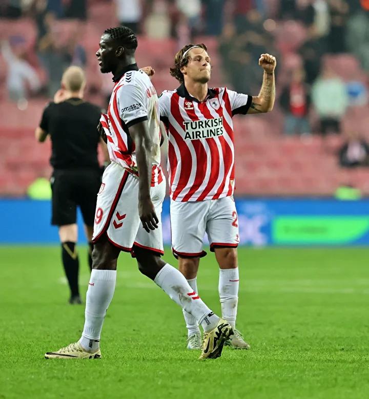 Samsunspor’dan Avrupa Zaferi: Dinamo Kiev’i 3-0 Devirdik!