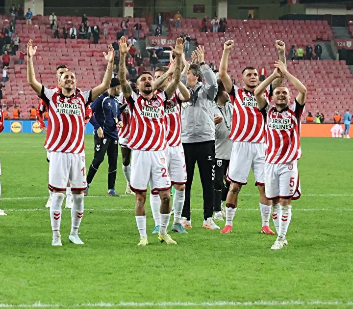 Samsunspor’dan Avrupa Zaferi: Dinamo Kiev’i 3-0 Devirdik!