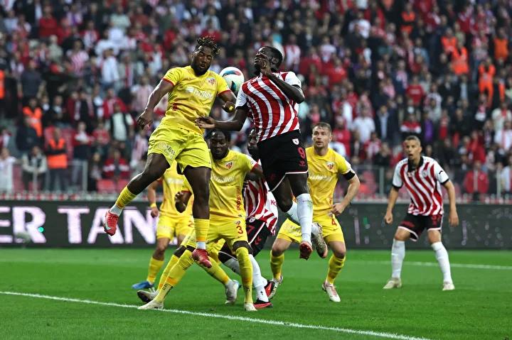Takım Kadroları ve Muhtemel 11'ler