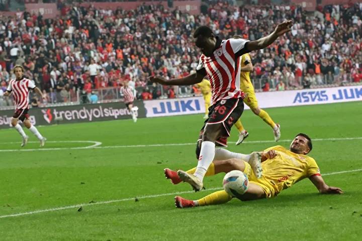Takım Kadroları ve Muhtemel 11'ler