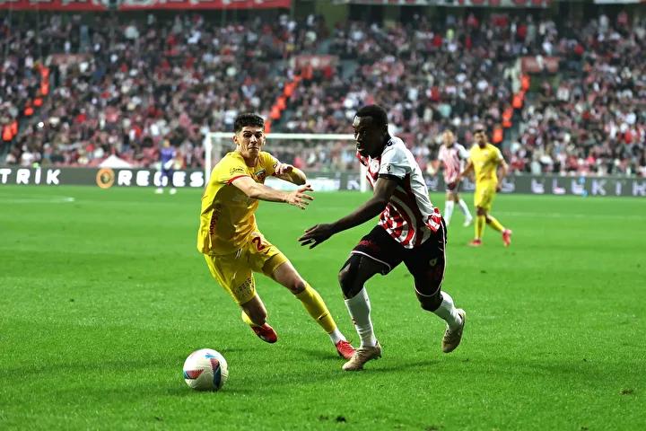 Takım Kadroları ve Muhtemel 11'ler