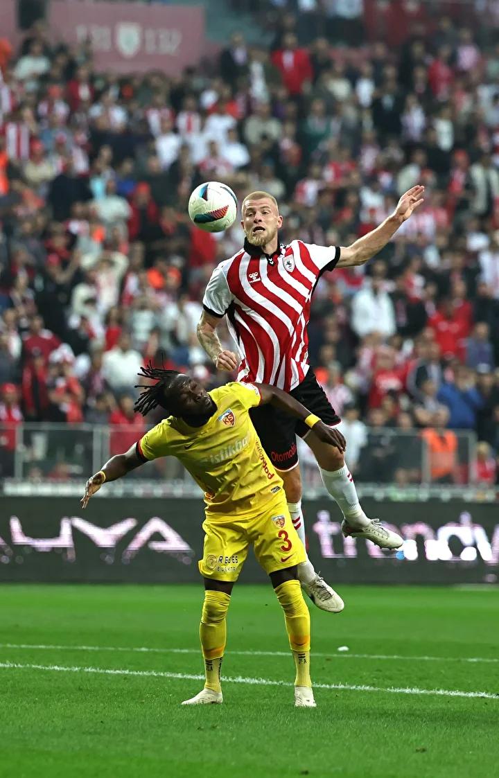 Takım Kadroları ve Muhtemel 11'ler
