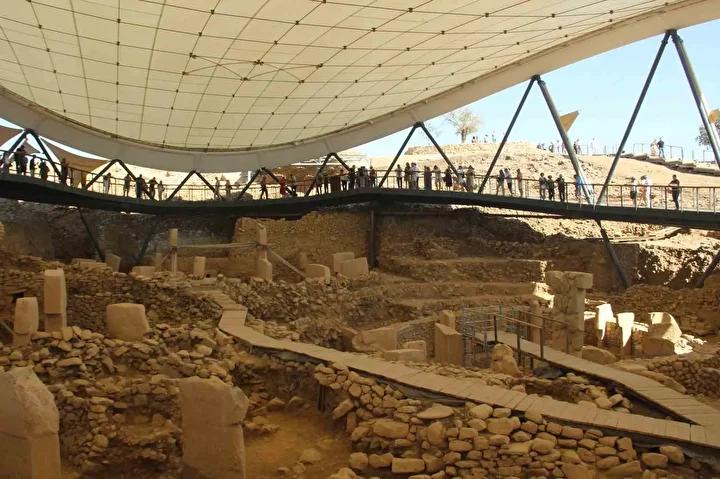 Şanlıurfa'da Klasik Araç Tutkunları Göbeklitepe ile Buluştu