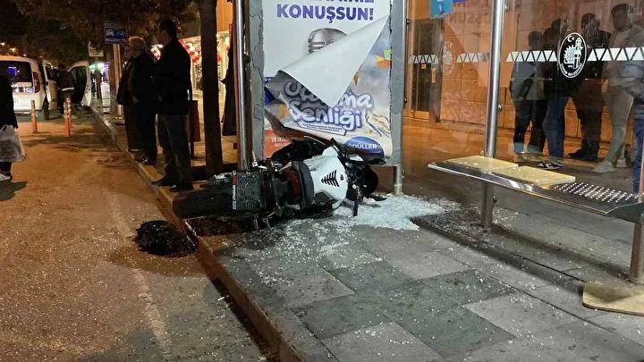 Şehir Merkezi Kavşağında Trafik Kazası: Bir Yaralı