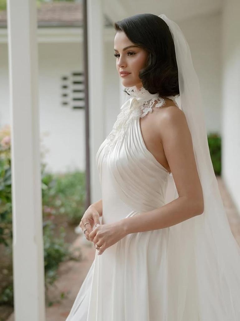 Selena Gomez’in Gizemli ve Büyüleyici Düğün Hikayesi