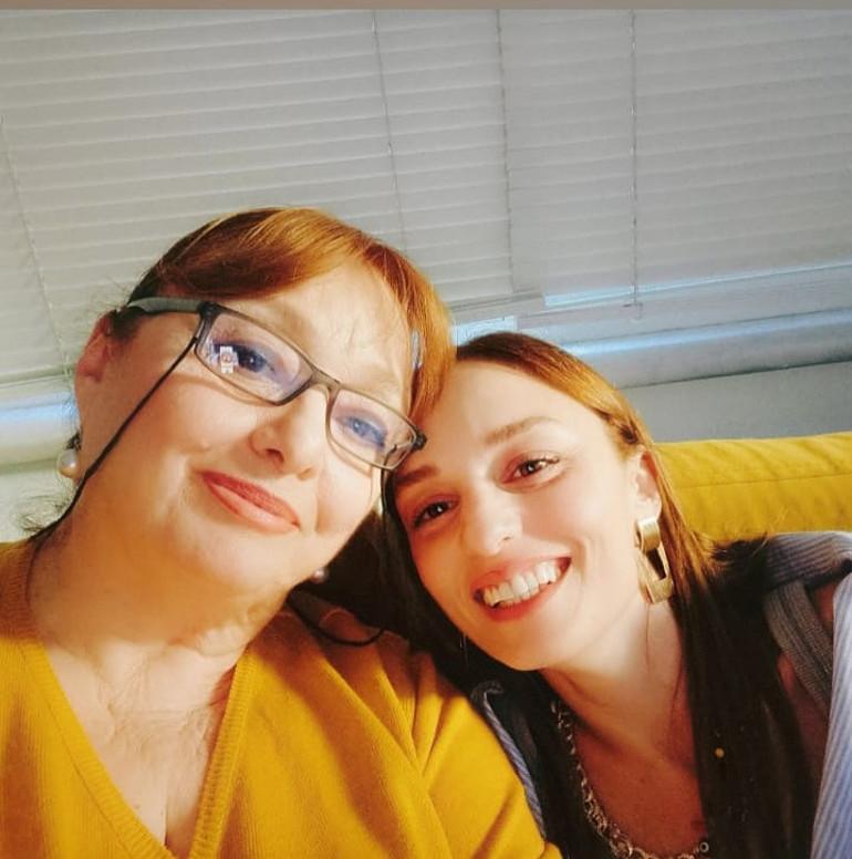 Sevgili Gülben Ergen’den Duygulandıran Aile Anıları ve İfade Özgürlüğü 1 ’Beni Affedin’ Mesajı ve Sonrası