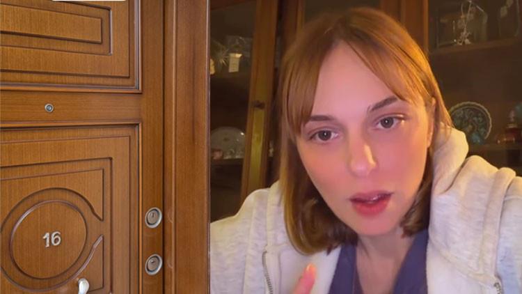 Sevgili Gülben Ergen’den Duygulandıran Aile Anıları ve İfade Özgürlüğü 2 ’Beni Affedin’ Mesajı ve Sonrası