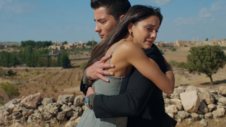 Sezen Aksu’dan Uzak Şehir’e Özel Müzik Hediye 3 Sezen Aksu’dan Uzak Şehir’e Özel Müzik Hediye