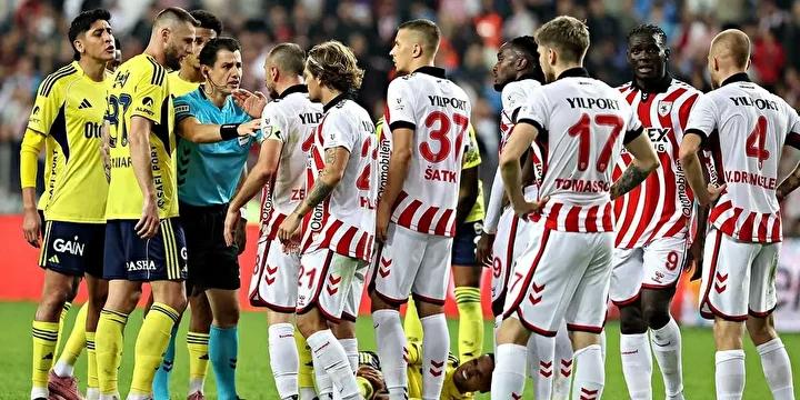 Süper Lig Haftanın VAR Gelişmeleri ve Ekibin Diyaloğu