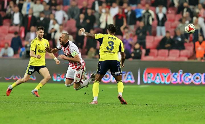 Süper Lig Haftası: Fenerbahçe ve Samsunspor Karşılaşmasının Analizi