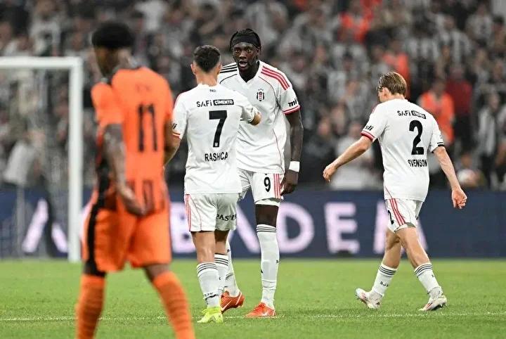 Süper Lig Şampiyonluk Tahminlerinde Güncel Durum ve Yüzdelik Olasılıklar