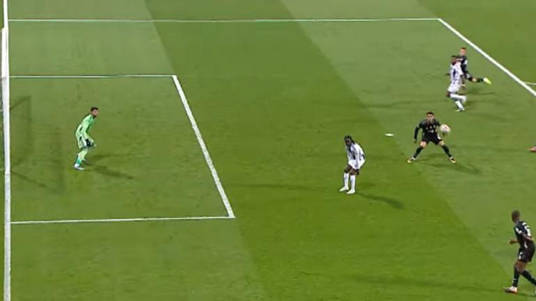 Süper Lig'e İlişkin VAR Kayıtları ve Tartışmalı Anlar Üzerine Detaylar 3 Süper Lig'e İlişkin VAR Kayıtları ve Tartışmalı Anlar Üzerine Detaylar