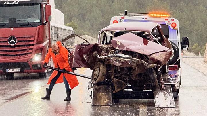 Tavşanlı-Emet Yolunda Trafik Kazası: Yüksek Hız ve Kontrol Kaybı Sonucu Ölüm