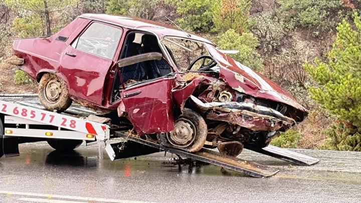 Tavşanlı-Emet Yolunda Trafik Kazası: Yüksek Hız ve Kontrol Kaybı Sonucu Ölüm