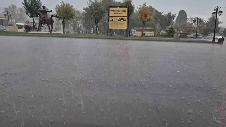 Tekirdağ'da Aniden Şiddetli Yağmur Etkili Oldu 8 Tekirdağ'da Aniden Şiddetli Yağmur Etkili Oldu