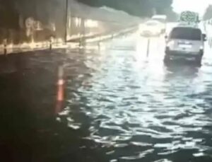 Tekirdağ’da Aniden Şiddetli Yağmur Etkili Oldu