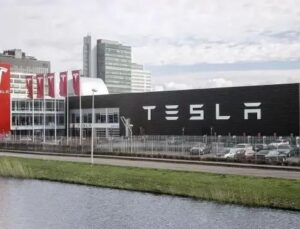 Tesla, 2025 ve 2026 Modellerini Güvenlik Geri Çağırmasıyla Dikkat Çekiyor