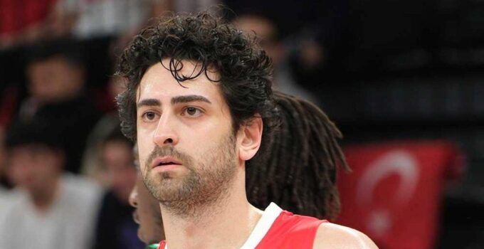 TOFAŞ, Furkan Korkmaz ile Yeni Sezona Güçlü Bir Adım Atıyor