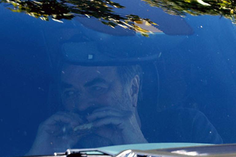 Tom Selleck'in Hayatında Büyük Dönüşüm ve Elini Sıkı Sıkıya Tutma Çabası