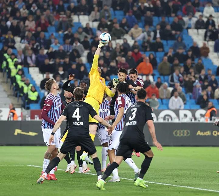 Trabzonspor Rize'de Kritik Maça Çıkıyor: Tüm Detaylar Burada