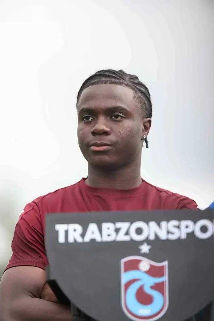 Trabzonspor'un Genç Yıldızı Oulai: Yükselişte ve Milli Takıma Hazırlık