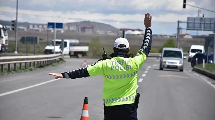 Trafik Cezalarında Yeni Dönem: Artışlar ve Dijital Uygulamalar 4 Toplumsal Destek ve Denetim