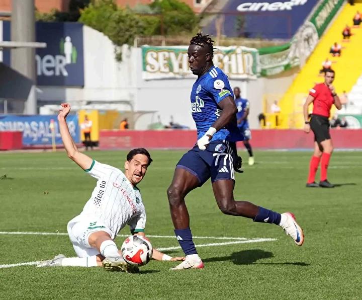 TÜMOSAN Konyaspor'un Kasımpaşa Maçı Sonuçları ve Hakem Tartışmaları