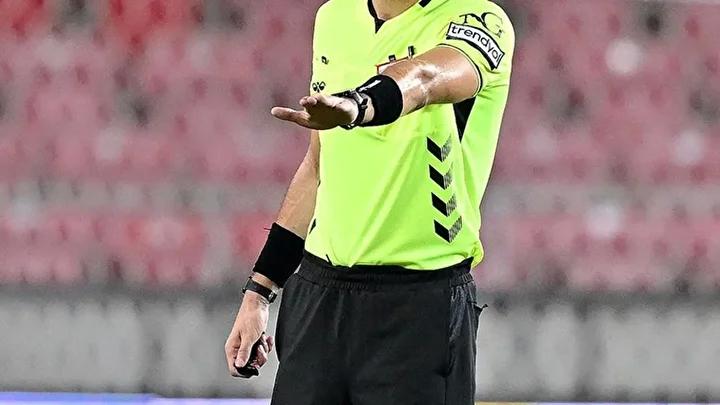 Türk Futbolu Skandal Dalgasıyla Sarsılıyor: Hakem İddiaları ve Bahis Bağlantıları 1 Yüzlerce aktif hakem bahis hesaplarıyla gündemde