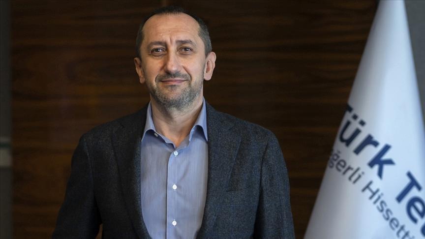 Ümit Önal Kimdir?