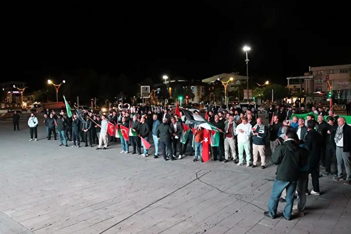 Türkiye Genelinde İsrail’in Gazze Yardım Konvoyuna Saldırısına Toplum Tepkisi