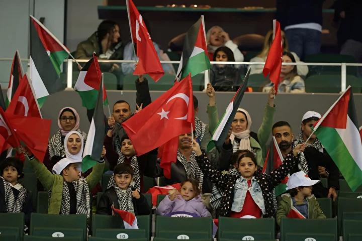 Özel Gelişmeler ve Geçmiş Karşılaşmalar