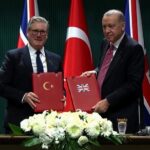Turkiye ile Ingiltere Arasinda Savunma ve Stratejik Isbirligi Anlasmalari Imzalandi