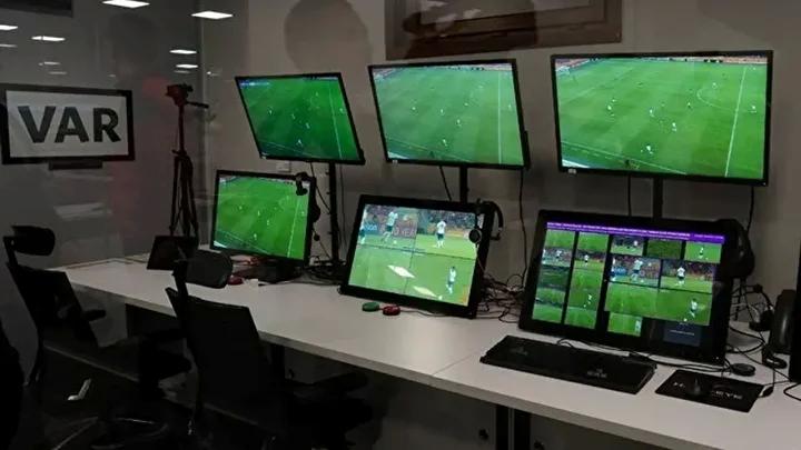 Türkiye'de Hakemler ve Bahis Skandalı Çözüm Noktasında 7 Türkiye'de Hakemler ve Bahis Skandalı Çözüm Noktasında