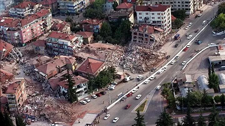 Türkiye'deki Faylar ve Deprem Riskleri Uzman Görüşleriyle Analiz Edildi