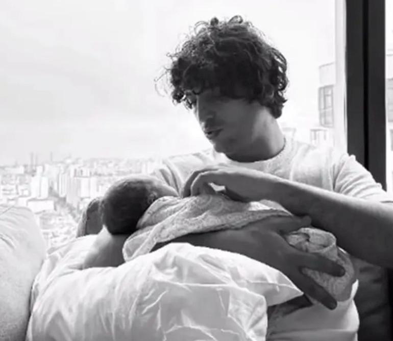 Efsanevi Baba ve Aile Fotoğrafları