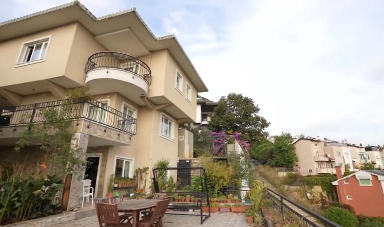 Ünlülerin Konforlu Yaşam Alanları ve Dekorasyon Detayları